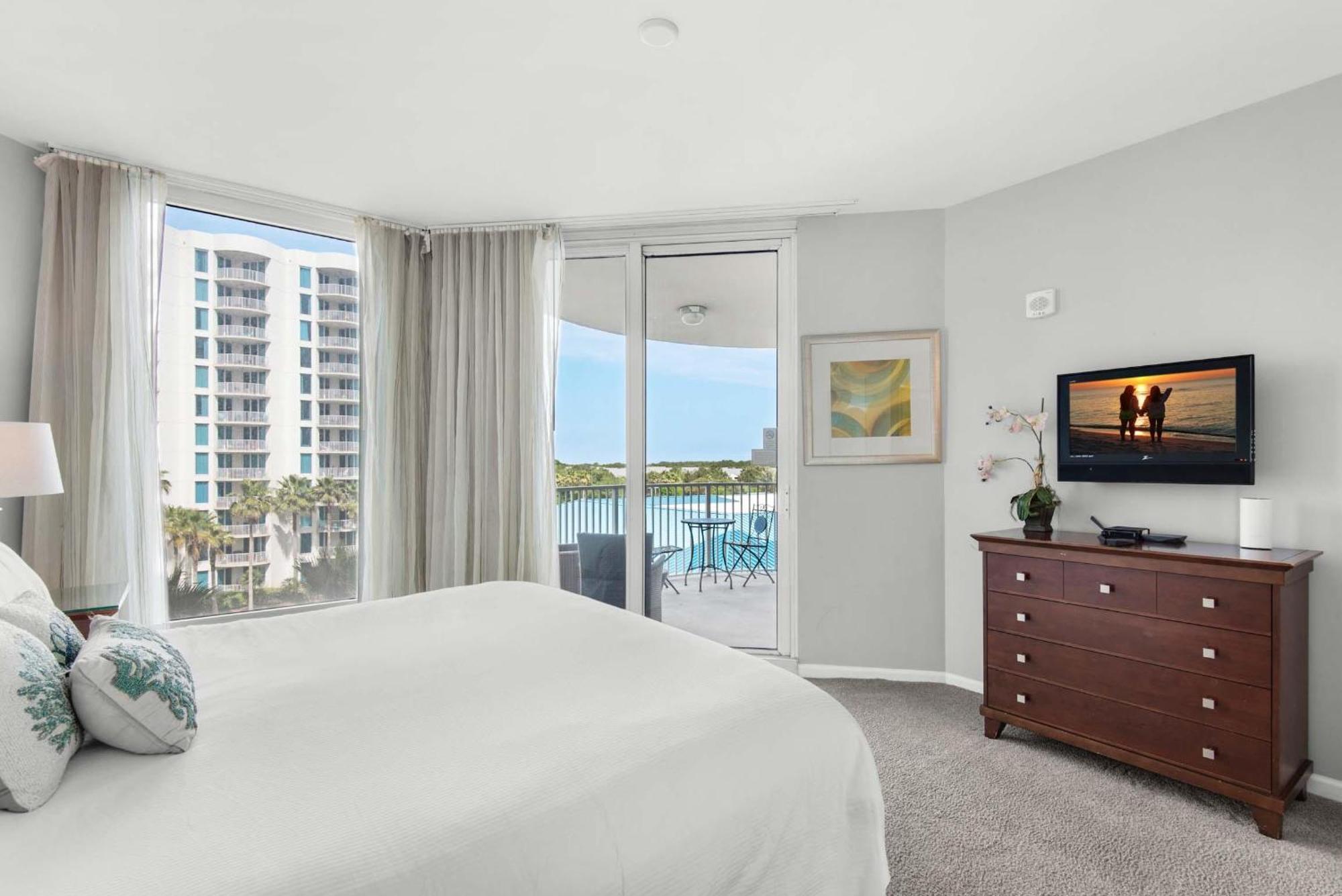 Apartment Palms #1505 Jr 2br *